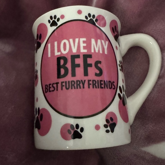 🆕 NWT Our Name is Mud Best Furry Friends Mug 16 oz (473ml) dishwasher safe - Picture 4 of 13